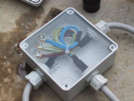 izolácia elektrických krabíc pre vonkajšie rozvody SP ICON A00 Aranico
